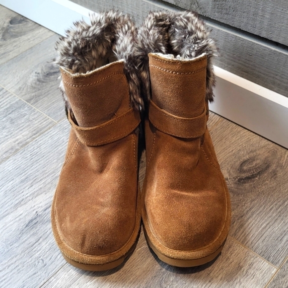 BEARPAW Women's Koko Ankle Faux Fur Boot Size 9 - Picture 3 of 14